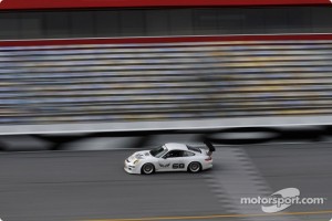 gam-68-nov-test Car #68 for Rolex24 2009